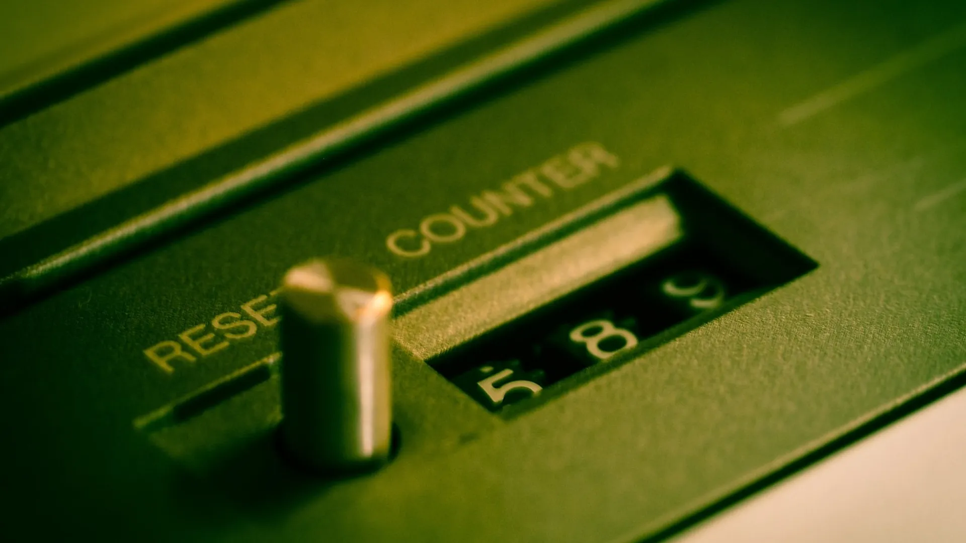 micro-ritual-reset-noite-cidade-fria